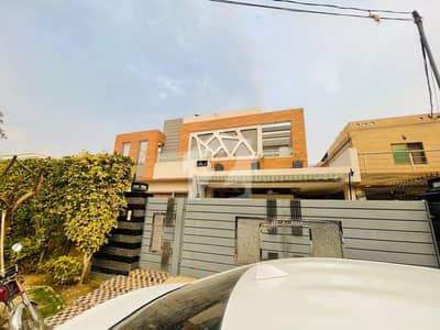Almost Brand New and Luxury House For Rent