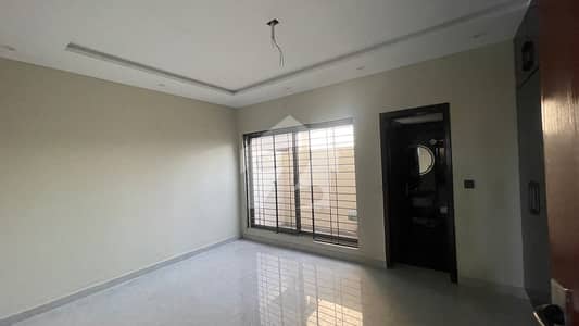 3.5 Marla Beautiful House For Sale 3.5 Marla Beautiful House For Sale