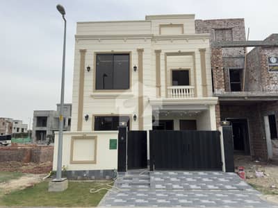 بحریہ نشیمن ۔ آئرس بحریہ نشیمن,لاہور میں 4 کمروں کا 5 مرلہ مکان 75.0 ہزار میں کرایہ پر دستیاب ہے۔