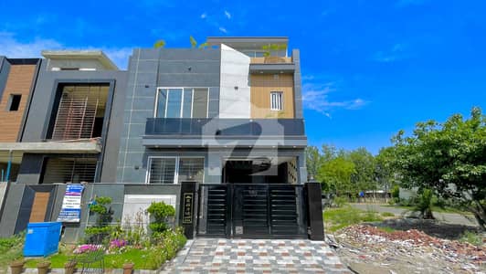 Beautiful 5 Marla House Is Available For Sale