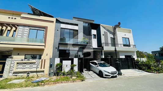 5 Marla Modern House For Sale in Palm City