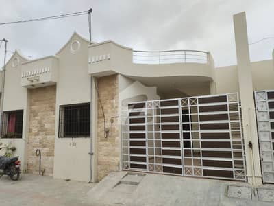 120 Sq Yards Single Storey Villa For Sale
