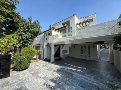 Defence 1 Kanal slightly Used Furnished Owner Build Bungalow Very Well Maintained ideal Location Defence 1 Kanal slightly Used Furnished Owner Build Bungalow Very Well Maintained ideal Location