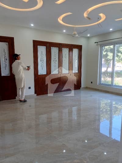 ڈی ایچ اے ڈیفینس فیز 3 ڈی ایچ اے ڈیفینس,اسلام آباد میں 7 کمروں کا 1 کنال مکان 2.0 لاکھ میں کرایہ پر دستیاب ہے۔ ڈی ایچ اے ڈیفینس فیز 3 ڈی ایچ اے ڈیفینس,اسلام آباد میں 7 کمروں کا 1 کنال مکان 2.0 لاکھ میں کرایہ پر دستیاب ہے۔