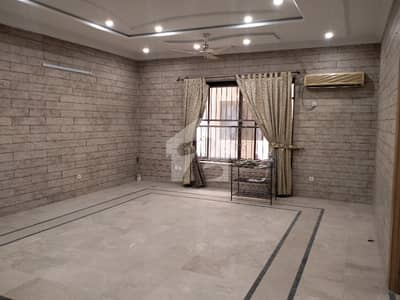 F-11 666'Gaz Top Location Upper Portion Available for Rent
