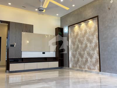 10 Marla Upper Portion Available In Takbir Block Bahria Town Lahore