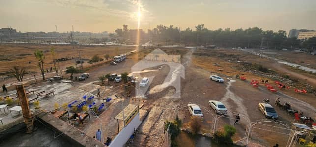 پارک روڈ اسلام آباد میں 11 کنال Studio عمارت 75.0 لاکھ میں کرایہ پر دستیاب ہے۔