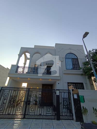 8 Marla Brand New House Available In Phase 3 Bahria Orchard Lahore 8 Marla Brand New House Available In Phase 3 Bahria Orchard Lahore