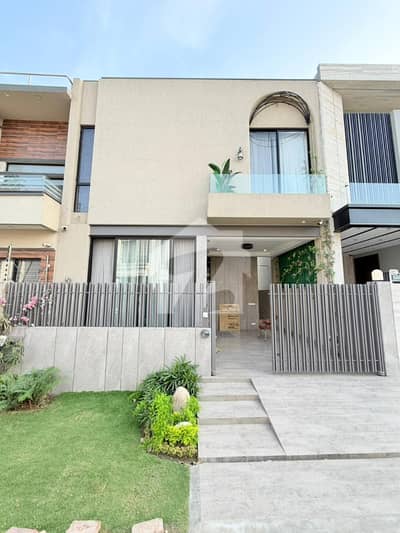 Luxurious 5 Marla Lavish Brand New Bungalow On Top Location For Rent Phase 9 Town DHA Lahore