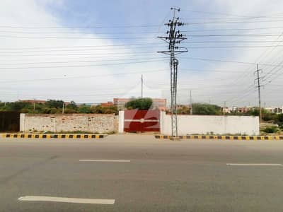 کالج روڈ لاہور میں 3 کنال رہائشی پلاٹ 4.35 کروڑ میں برائے فروخت۔