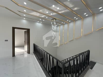 ایڈن ایگزیکیٹو ایڈن گارڈنز,فیصل آباد میں 3 کمروں کا 4 مرلہ مکان 1.95 کروڑ میں برائے فروخت۔