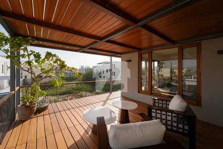 Ultra-Luxury 500 Yards Brand New Bungalow For Sale
