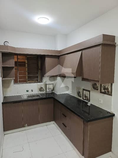 Falaknaz Twin Tower Flat Available For Rent