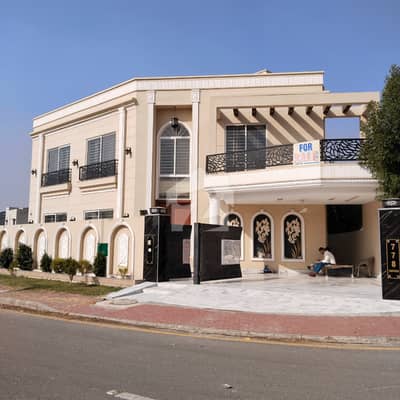 بحریہ آرچرڈ لاہور میں 6 کمروں کا 14 مرلہ مکان 4.7 کروڑ میں برائے فروخت۔