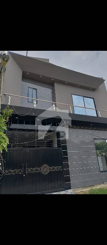 خدا بخش کالونی کینٹ,لاہور میں 3 کمروں کا 5 مرلہ مکان 1.8 کروڑ میں برائے فروخت۔