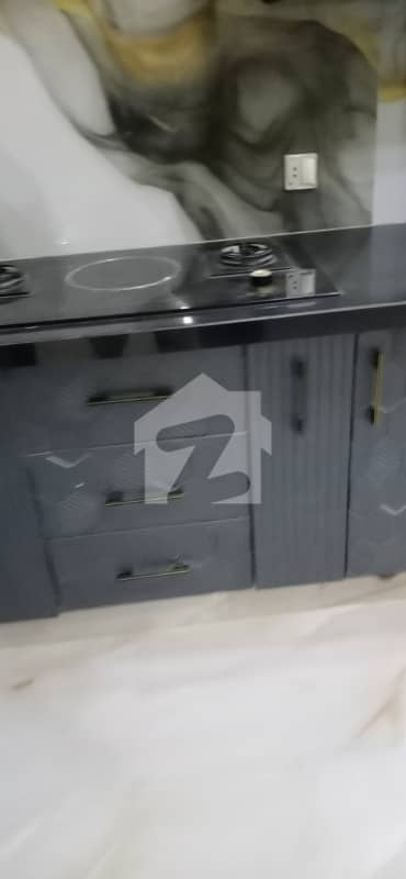 120 Yards One Unit House 2 Kitchens 6 Washrooms