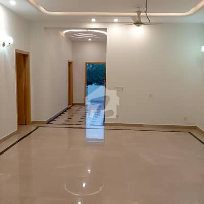 1 Kanal Upper Portion for Rent Eden City