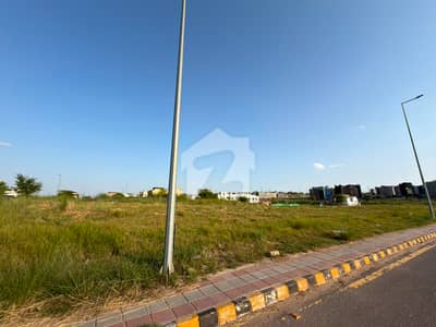 DHA Phase 5 Sector C Corner Plot For Sale 60 Feet Road Both Side | Near Central Commercial &Amp; Roots School