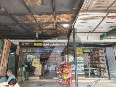 ایڈن لین ولاز 2 ایڈن,لاہور میں 2 مرلہ Studio دکان 1.75 کروڑ میں برائے فروخت۔