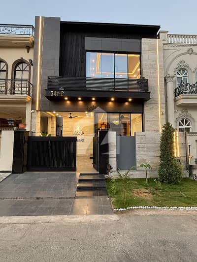 5 Marla Most Beautiful Top Notch Luxury Villa For Rent At Prime Location In DHA 9 Town