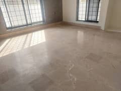 Gulshan-E-Iqbal Block 17 Back National Stadium 4 Bed Rooms Drawing Lounge Kitchen Best Deal Reasonable Rent Demand