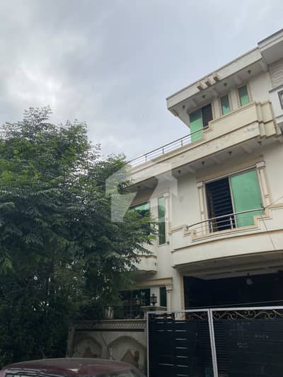 جی ۔ 13/1 جی ۔ 13,اسلام آباد میں 4 کمروں کا 4 مرلہ مکان 4.25 کروڑ میں برائے فروخت۔
