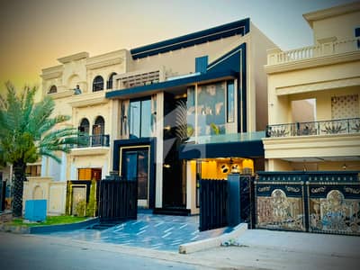Ultra-Modern On Main Bolyard 10 MARLA NEW BRAND DOUBLE STORY HOUSE AVAILABLE FOR SALE, IN CITI HOUSING GUJRANWALA ON PRIME LOCATION.