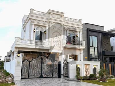 Hot Deal 8 Marla Royal Classic Villa For Sale Best Opportunity For Investment