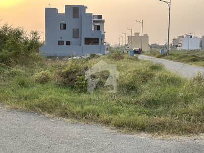 Near Park Masjid Plot For Sale