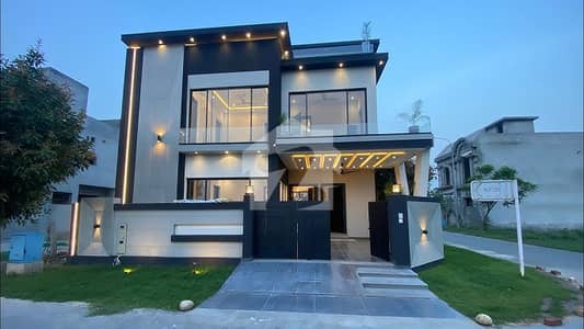 8 Marla Luxury House For Sale In Faisal Town 8 Marla Luxury House For Sale In Faisal Town