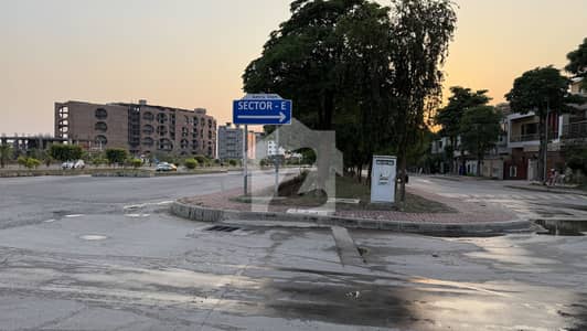 IDEAL LOCATION PLOT FOR SALE