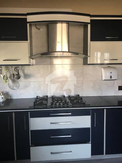 2000 Square Feet Flat For sale In Karachi