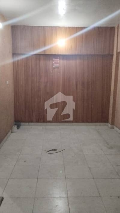Gorgeous 700 Square Feet Flat For Sale Available In Gulistan-E-Jauhar - Block 18