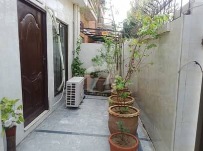 HOUSE AVALIABALE FOR SALE IN CAVALRY GROUND
