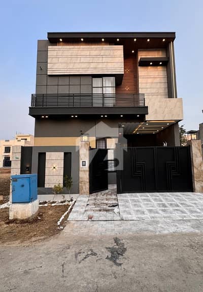 سٹی ہاؤسنگ سوسائٹی گوجرانوالہ میں 3 کمروں کا 5 مرلہ مکان 1.6 کروڑ میں برائے فروخت۔ سٹی ہاؤسنگ سوسائٹی گوجرانوالہ میں 3 کمروں کا 5 مرلہ مکان 1.6 کروڑ میں برائے فروخت۔