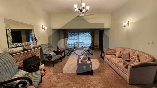 Old House for Sale | 444 Sq. Yards | Prime Location | Single Owner | Ideal for Renovation or Rebuild
