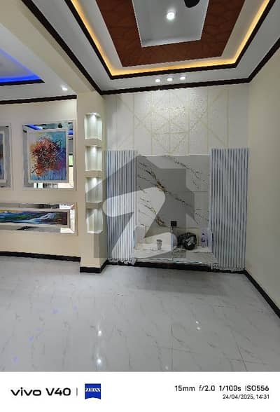 Spacious House Is Available For Sale In Ideal Location Of Taramrri