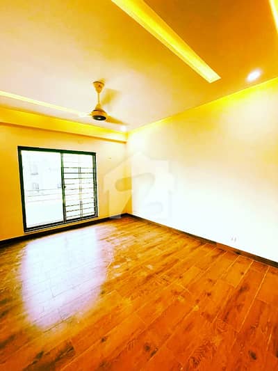 Brand New Apartment 4 Bed 1st Floor Open View Available For Rent Brand New Apartment 4 Bed 1st Floor Open View Available For Rent