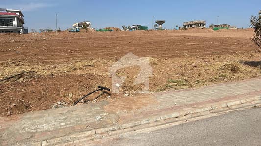 In DHA Phase 4 - Sector C Residential Plot Sized 1 Kanal For Sale