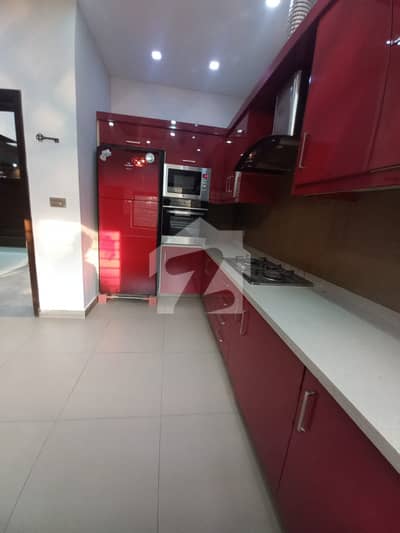 10 Marla Upper Portion Available For Rent In Bahria Town Lahore.