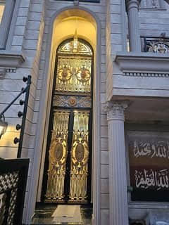 10 Marla Brand New House For Sale In Janipr Block Bahria Town Lahore