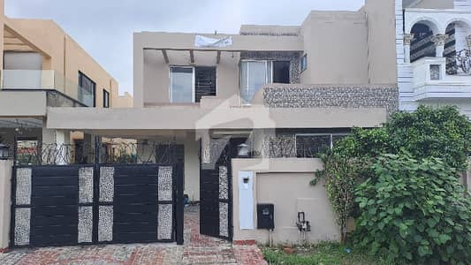 DHA PHASE 6 10 MARLA FULL HOUSE AVAILABLE For RENT NEAREST TO DOLMEN MALL DHA PHASE 6 10 MARLA FULL HOUSE AVAILABLE For RENT NEAREST TO DOLMEN MALL