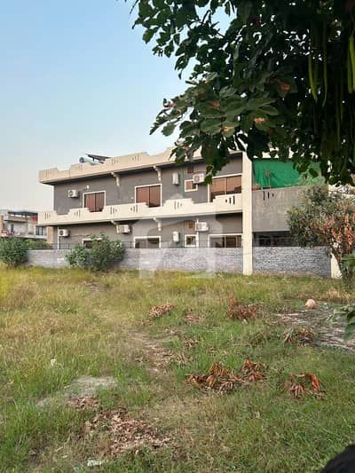 1 Kanal Parkface Plot Available For Sale 1 Kanal Parkface Plot Available For Sale