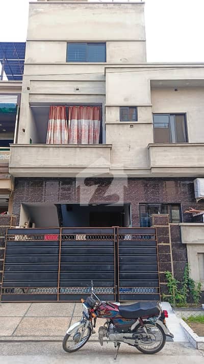 PRIME LOCATED 5 MARLA HOUSE FOR SALE PRIME LOCATED 5 MARLA HOUSE FOR SALE