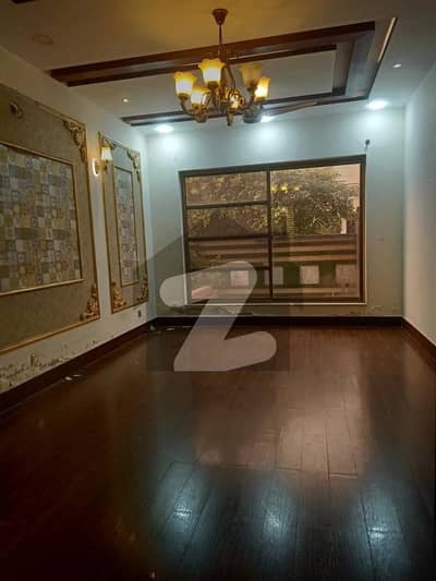 10 MARLA PORTION FOR RENT IN PARAGON CITY LAHORE