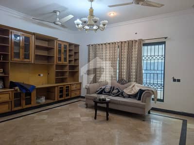 F-11 Excellent Upper Portion 666 SQY Proper 3 Bedrooms, 3 Attached Bathrooms Modern Fittings Along With Tile Flooring