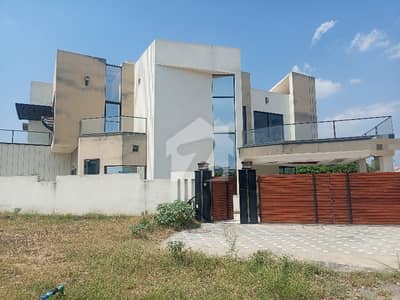 very beautiful location near head office bahira phase 8