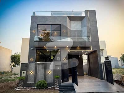 5 Marla Brand New Top Quality Ultra Modern Villa For Sale In DHA