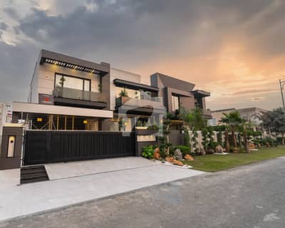 2 Kanal Fully Furnished House Full Basement 6 Bedrooms Swimming Pool Cinema Etc