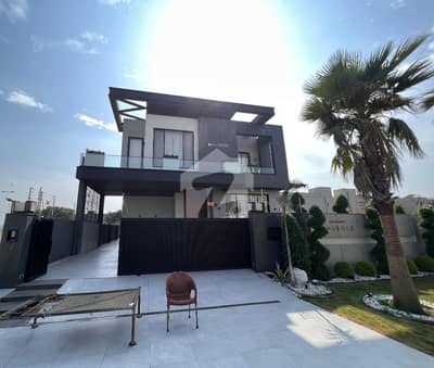 FULL BASEMENT 1-KANAL ELEGANT AND BRAND NEW SUPER HOT LOCATED BUNGALOW IS AVAILABLE IN THE BEST BLOCK OF DHA PHASE 6 LAHORE